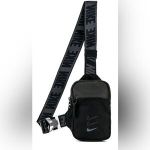 Nike Black Crossbody Bag / Fanny Pack